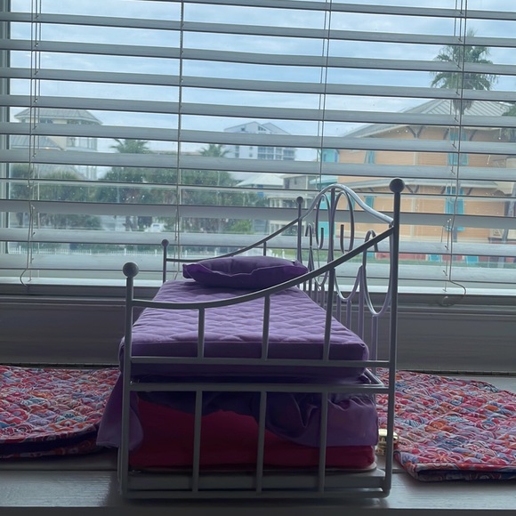 Trundlebed 18” doll American girl - Picture 6 of 12